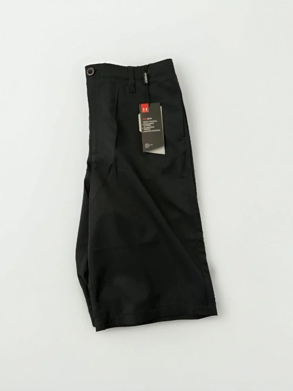 NWT Under Armour Boys 20 Shorts Black Loose Fit (Fits Men ~32 Waist) New